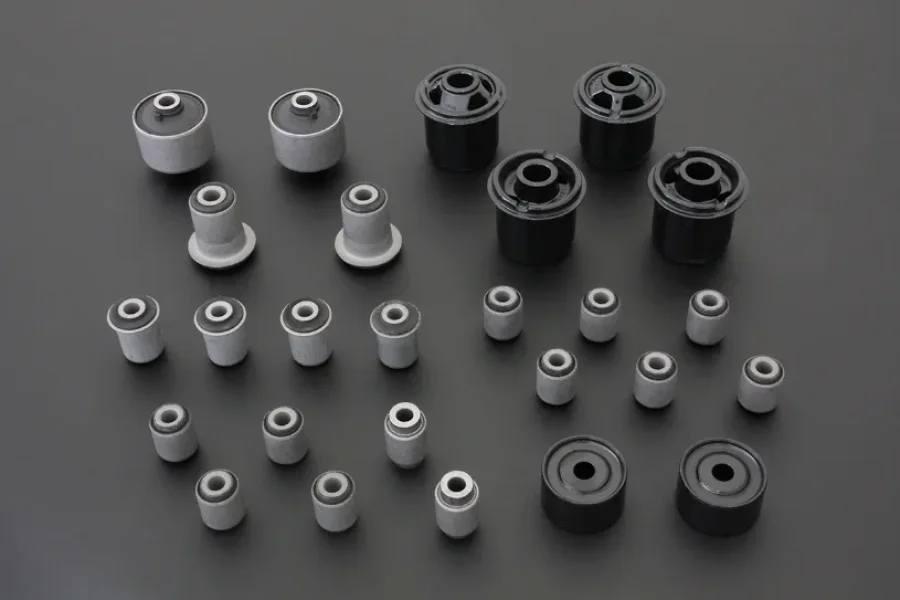 Hardrace Complete Bushing Kit Infiniti Q45, Nissan 240SX, référence 6742
