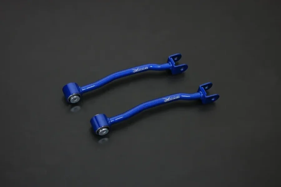 Hardrace Rear Trailing Arm Nissan Sentra, référence Q0045