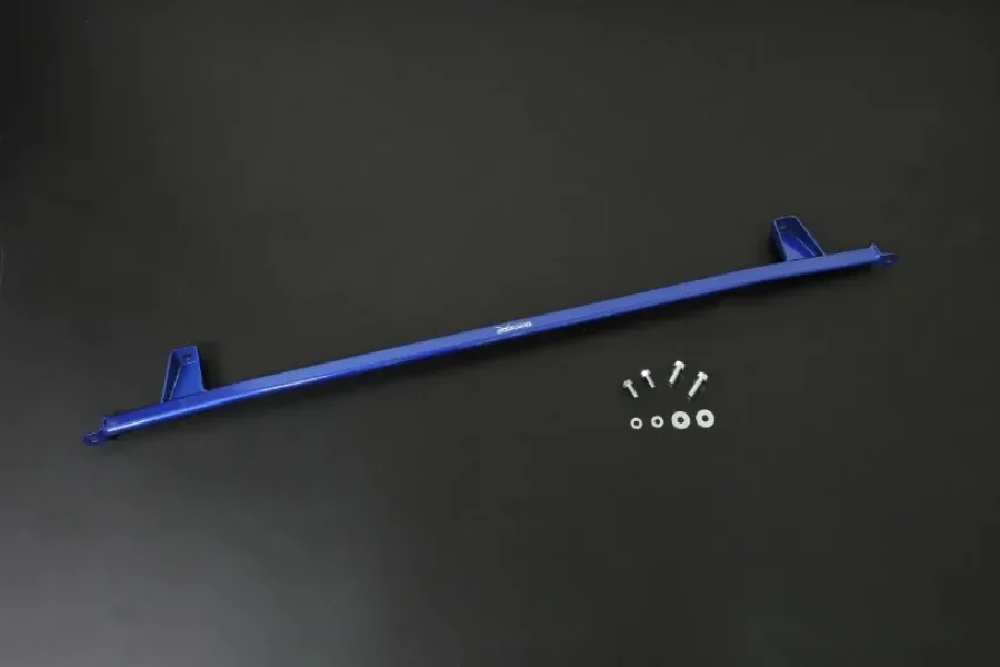 Hardrace Rear Lower Brace Toyota Sienna, référence Q0373