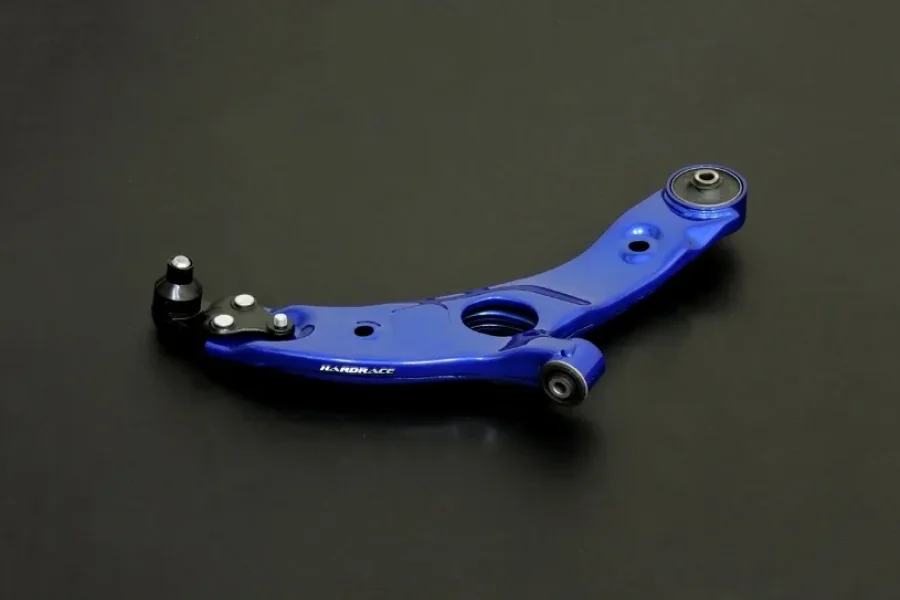 Hardrace Front Lower Control Arm Hyundai Santa fe, référence Q0443