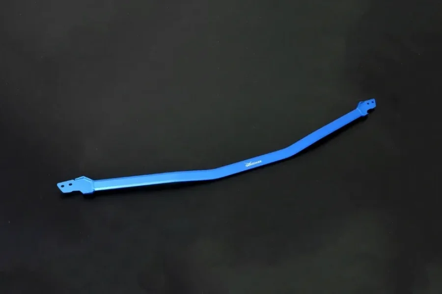 Hardrace Front Strut Brace Mercedes-Benz C-class, référence Q0383