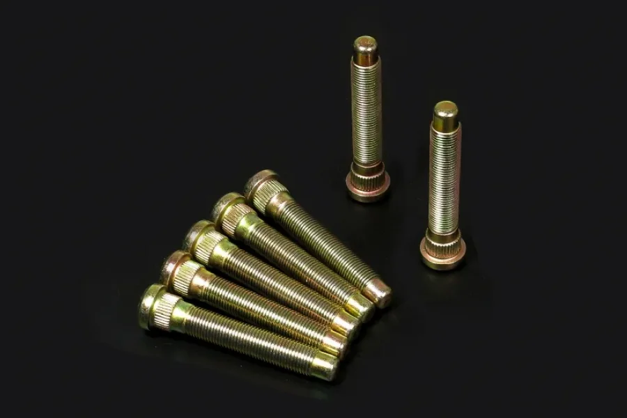 Hardrace Extended Wheel Stud Honda Civic, référence Q0587