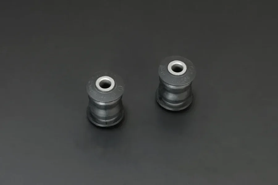 Hardrace Front Lower Arm Bushing - Front Nissan, référence Q0951