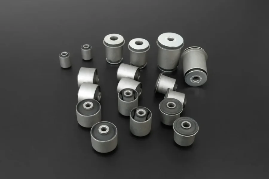 Hardrace Complete Arm Bushing Set Toyota Land cruiser, Lexus LX, référence Q1337