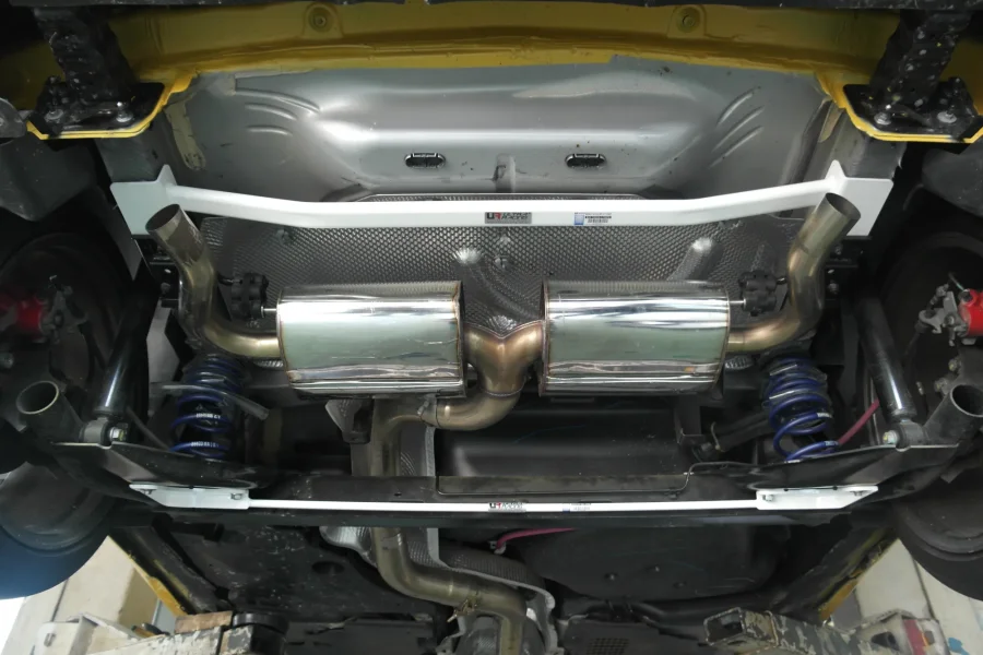 Ultra Racing Renault Clio RS Mk4 13+ Ultra-R 2P Rear Torsion Bar 3216, référence RT2-3216
