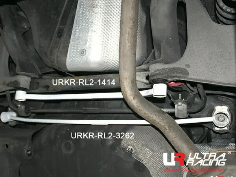 Ultra Racing Audi A4 B8 (TYP 8K) 2.0 TFSI 2WD 08-16 UltraRacing Rear Lower Tiebar (1414), référence RL2-1414