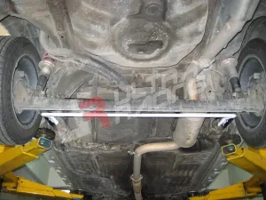Ultra Racing Toyota Starlet EP70 UltraRacing Rear Anti-Roll/Sway Bar 16mm, référence AR16-184