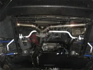 Ultra Racing Nissan Skyline GTR R35 UltraRacing Rear Sway Bar 18mm, référence AR18-244