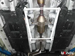 Ultra Racing Toyota Prius XW30 10+ UltraRacing Rear Sway Bar 19mm, référence AR19-380