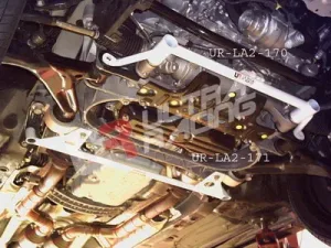 Ultra Racing Lexus IS200/300/250/350 +GS300/GS350 UR Front Lower Bar 171, référence LA2-171