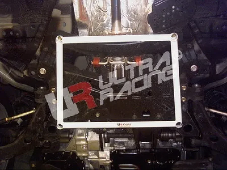 Ultra Racing Mazda 3 BK/BL/MPS /Mazda 5 Ultra-R 4-Point Front Lower Brace, référence LA4-148