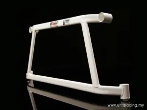 Ultra Racing Mitsubishi EVO 1/2/3 UltraRacing 4-Point Front Lower Brace, référence LA4-234