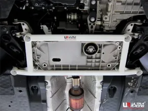 Ultra Racing VW Golf 5/6 GTI/R32/R36 /Scirocco UltraR 4-Point Front Brace, référence LA4-1192