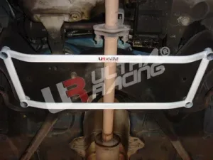 Ultra Racing Peugeot 206 1.6/2.0 Gti Ultra-R 4-Point Front Lower Brace, référence LA4-376