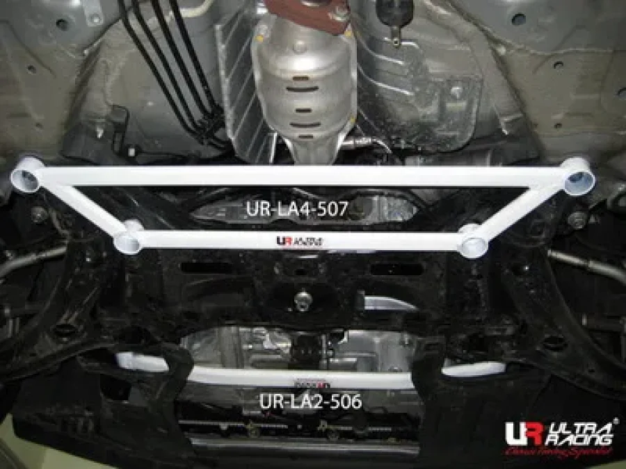 Ultra Racing Honda CRZ/Jazz/Insight 08+ UltraRacing 4-Point Front H-Brace, référence LA4-507