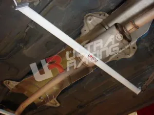 Ultra Racing Peugeot 206 1.6/2.0 UltraRacing 2-Point Mid Lower Brace, référence ML2-377
