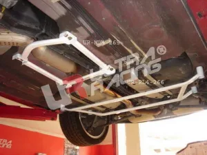 Ultra Racing Mazda RX8 UltraRacing 4-Point Mid Lower Strutbar/Brace, référence ML4-265
