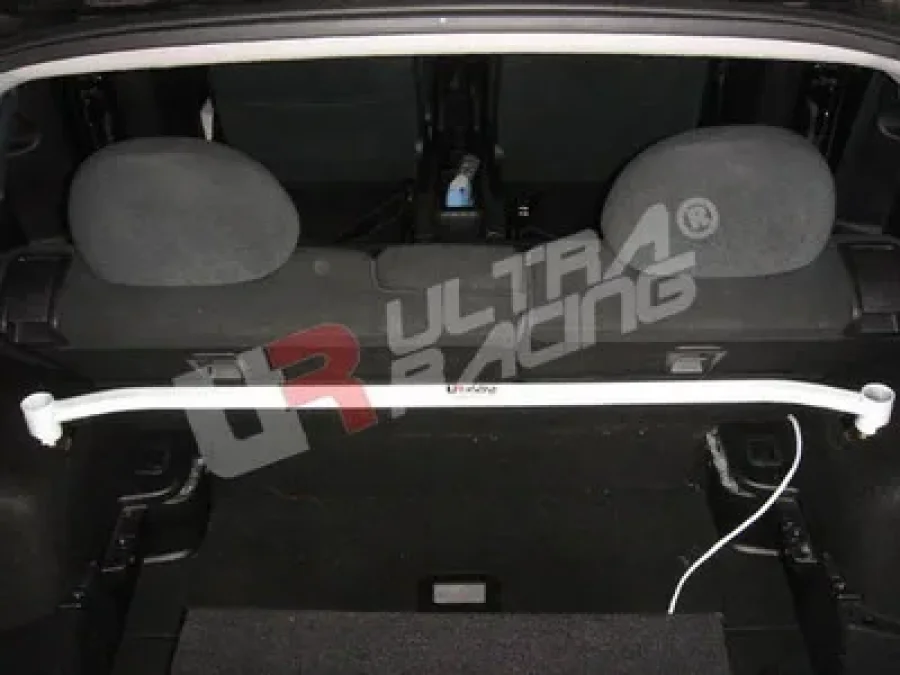 Ultra Racing Mitsubishi Colt 05+ 3/5D UltraRacing Rear Upper Strutbar, référence RE2-642