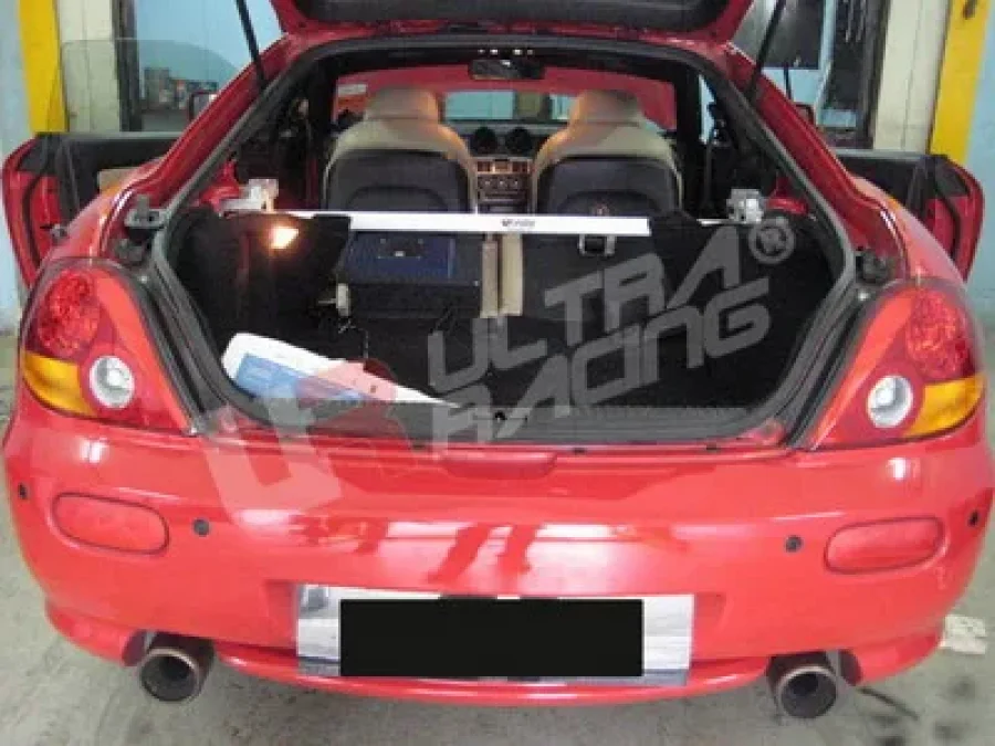 Ultra Racing Hyundai Coupe 03-08 UltraRacing 2-Point Rear Upper Strutbar, référence RE2-649