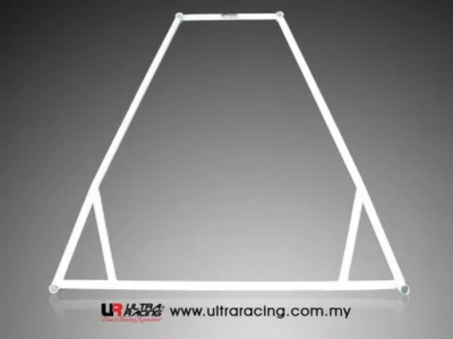Ultra Racing Audi A4 00-04 UltraRacing 4-Point Rear Lower Brace, référence RL4-451