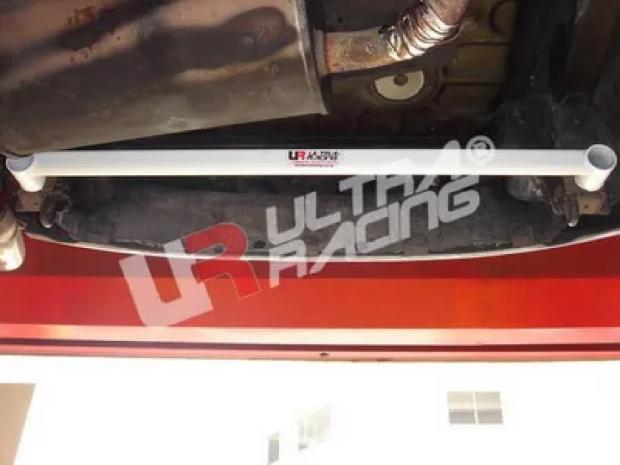 Ultra Racing Mazda MX5 NA 90-98 UltraRacing 2-Point Rear Torsion Bar, référence RT2-408