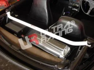 Ultra Racing Mazda MX5 NA/NB 90-05 UltraRacing 2-Point C-Pillar Rear Bar, référence RU2-407