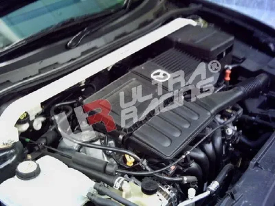 Ultra Racing Mazda 3 BK 04-09 RHD Ultra-R 2-Point Front Upper Strutbar, référence TW2-109