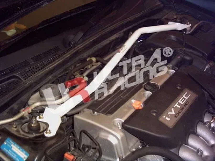 Ultra Racing Honda Civic 01-05 2/4D 2.0 UltraRacing Front Upper Strutbar, référence TW2-156