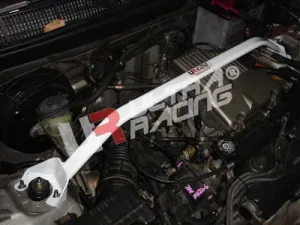 Ultra Racing Honda CRV 99-04 Rdi UltraRacing 2-Point Front Upper Strutbar, référence TW2-424