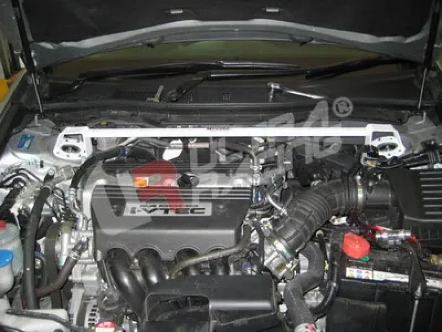 Ultra Racing Honda Accord 08+ 2.0/2.4 UltraRacing Front Upper Strutbar, référence TW2-547