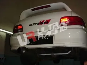 Ultra Racing Impreza GC8 94-01 Ultra-R Rear Lower Tie Bar/ Brace 514, référence RL2-514
