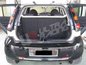 Ultra Racing Smart Forfour Hardttop UltraRacing 2-Point C-Pillar Rear Bar, référence RU2-813