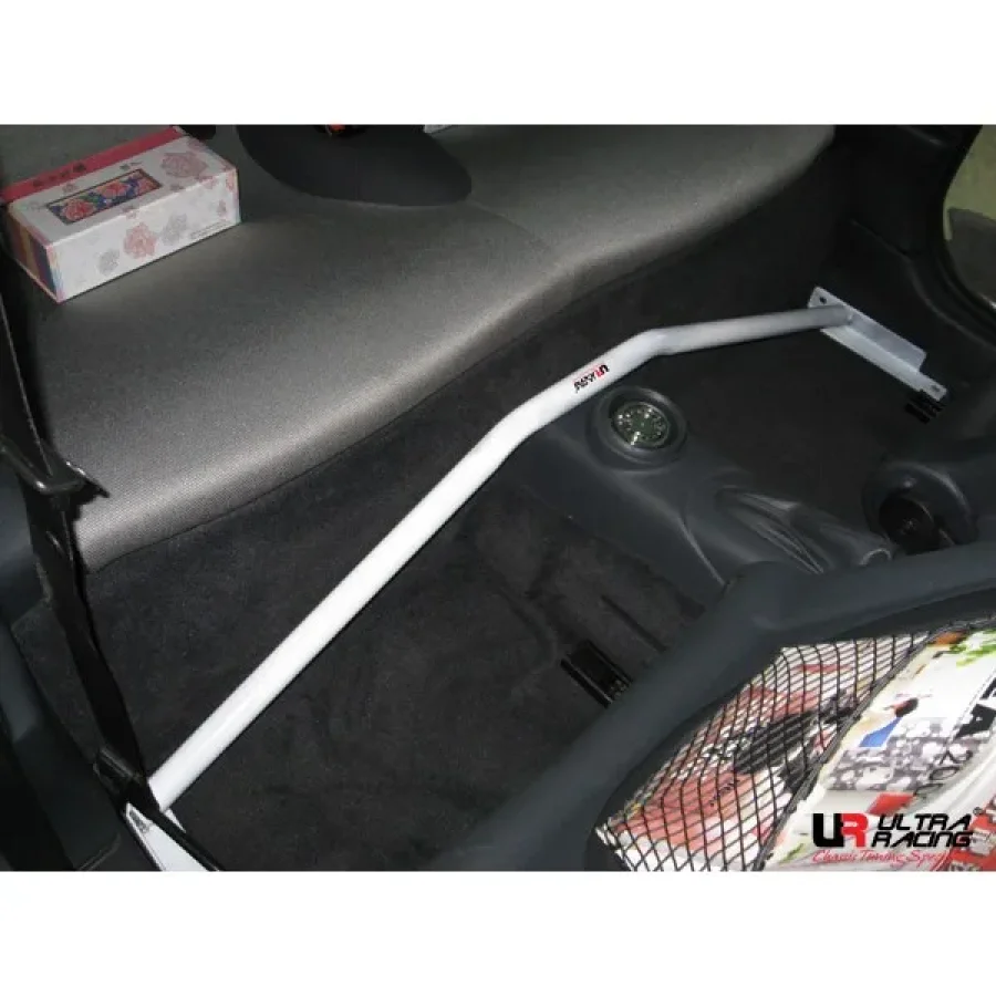 Ultra Racing Mini Cooper S R53 01-06 UltraRacing 2-Point Room Bar 868, référence RO2-868