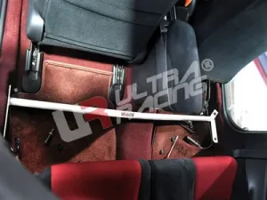 Ultra Racing Honda Civic 06+ FN/FN2 Hatchback UltraRacing Room Bar, référence RO2-1108