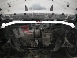 Ultra Racing Honda Integra 01-06 DC5 UltraRacing Front Member Brace, référence LA2-1013