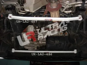 Ultra Racing Honda Odyssey 05+ UltraRacing 2-Point Front Lower Tiebar, référence LA2-486