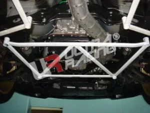 Ultra Racing Impreza STI 01-07 GD UltraR 4-Point Front H-Brace Autom. 423, référence LA4-423