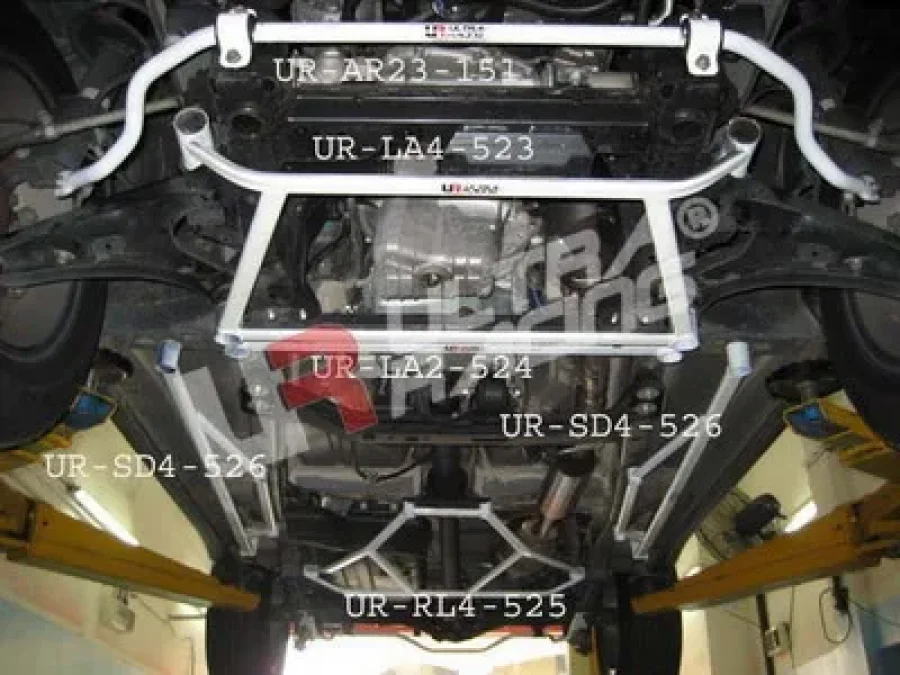 Ultra Racing Daihatsu Terios 5-Seat 06+ Ultra-R 4-Point Front H-Brace, référence LA4-523