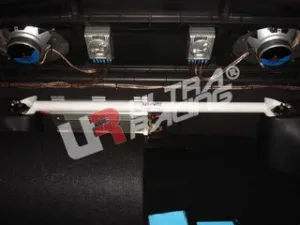 Ultra Racing Toyota Starlet EP80/82/90/91 Ultra-R Rear Upper Strutbar, référence RE2-179