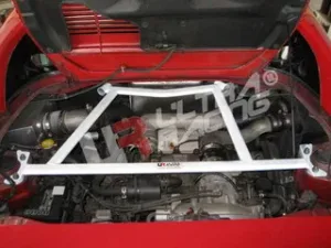 Ultra Racing Toyota MR2 SW20 UltraRacing 4-Point Rear Trunk Brace, référence RE4-943