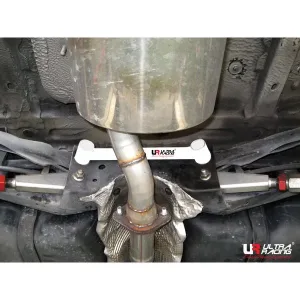 Ultra Racing Mini Cooper (S) R53/R55 1.6 01+ Ultra-R 2P Rear Lower Bar, référence RL2-1056