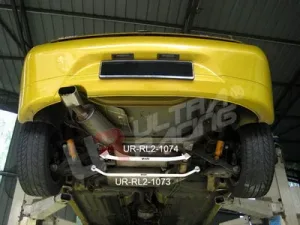 Ultra Racing Alfa Romeo Spider GTV UltraRacing Rear Lower Tiebar 1073, référence RL2-1073