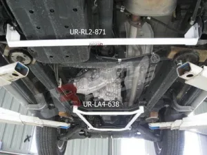 Ultra Racing Mitsubishi Pajero IO 09+ (Sport) Ultra-R Rear Lower Tiebar, référence RL2-871