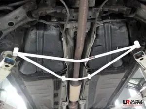 Ultra Racing Volvo XC90 02+ 2.5 UltraRacing 4-Point Rear Member Brace, référence RL4-1128