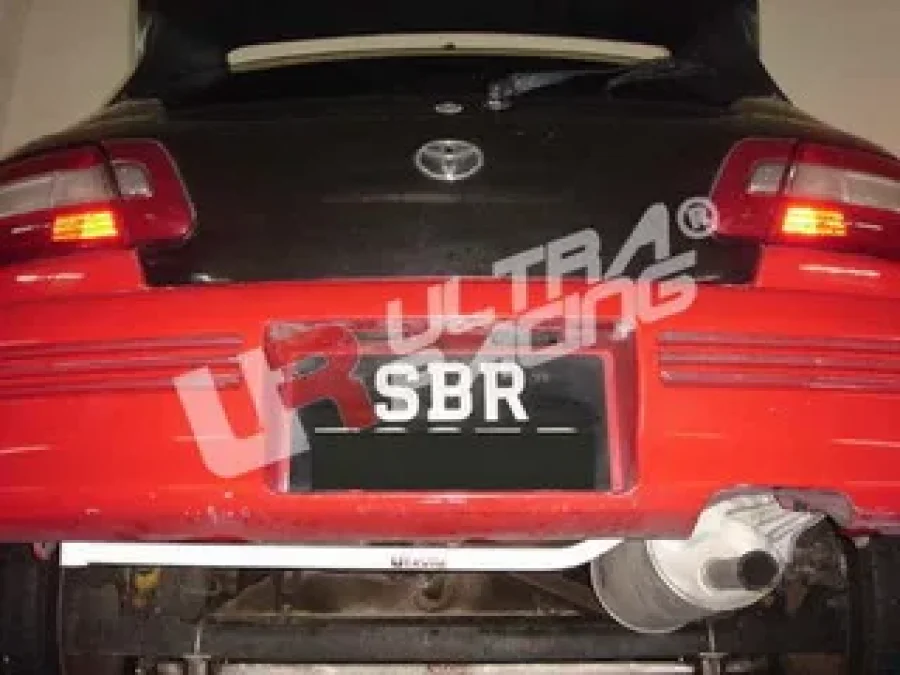 Ultra Racing Toyota Starlet EP80/82 Ultra-R 2-Point Rear Torsion Bar 494, référence RT2-494