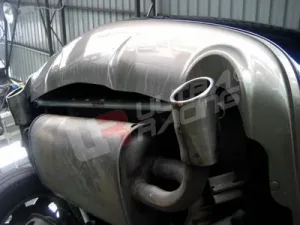 Ultra Racing Nissan Murano 2WD 06+ UltraRacing 2-Point Rear Torsion Bar, référence RT2-971