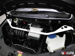 Ultra Racing Mercedes A (W169) / B (W245) Ultra-R 2P Front Upper Strutbar, référence TW2-1114