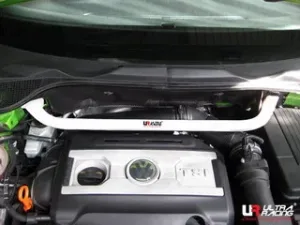 Ultra Racing VW Scirocco 08+ 2.0T UltraRacing 2Point Front Upper Strutbar, référence TW2-1189