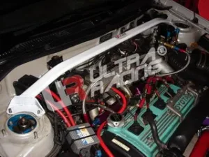 Ultra Racing Toyota Starlet EP80/82/90/91 Ultra-R Front Upper Strutbar, référence TW2-296