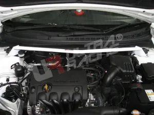 Ultra Racing Kia Forte/Ceed/Koup 06-11 Ultra-R Front Upper Strutbar 754, référence TW2-754